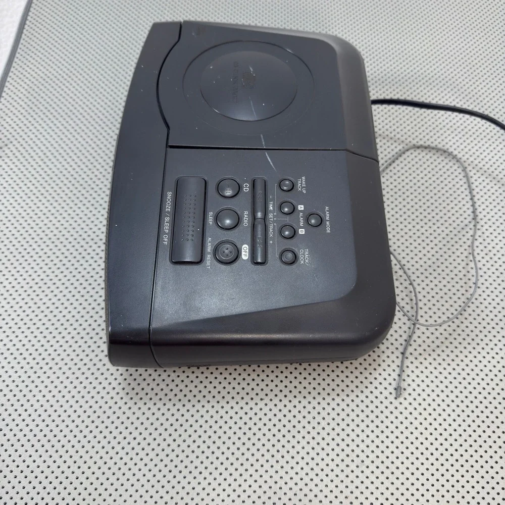 Sony Unisex CD Clock Radio ICF-CD830 Black Vintage Y2K Retro Tech Tested/Working